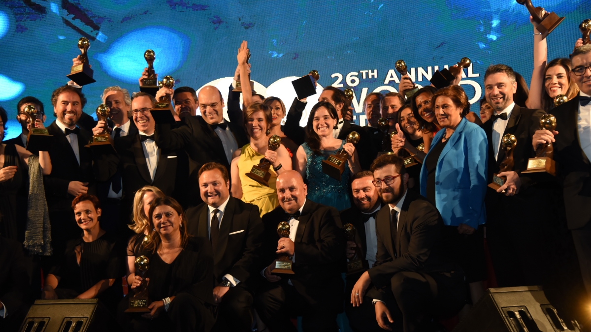 World Travel Awards: Ποιες ελληνικές ξενοδοχειακές μονάδες βραβεύτηκαν στα “Oscars” του τουρισμού;