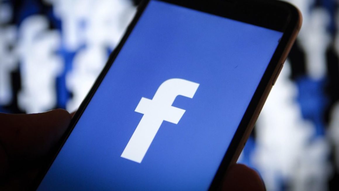 Facebook: «Κατέβασε» πάνω από 1 δισεκατομμύριο ψεύτικα προφίλ στην πλατφόρμα