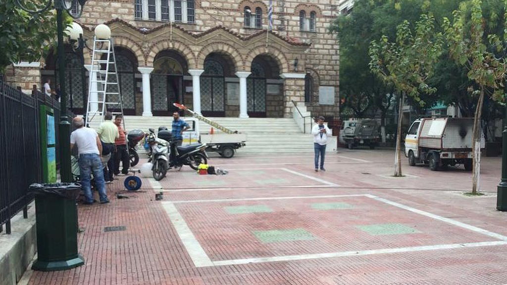 Κώστας Μπακογιάννης: Συνεχίζει το… καθάρισμα σε γειτονιές της Αθήνας