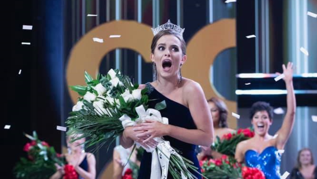 Miss America 2.0: Έκανε πειράματα πάνω στη σκηνή και κέρδισε τον τίτλο