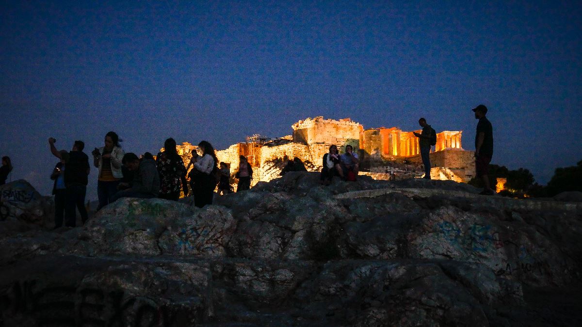 Καύσωνας: Κλειστή η Ακρόπολη – Εκτεταμένες διακοπές ρεύματος στην Ανατολική Θεσσαλονίκη