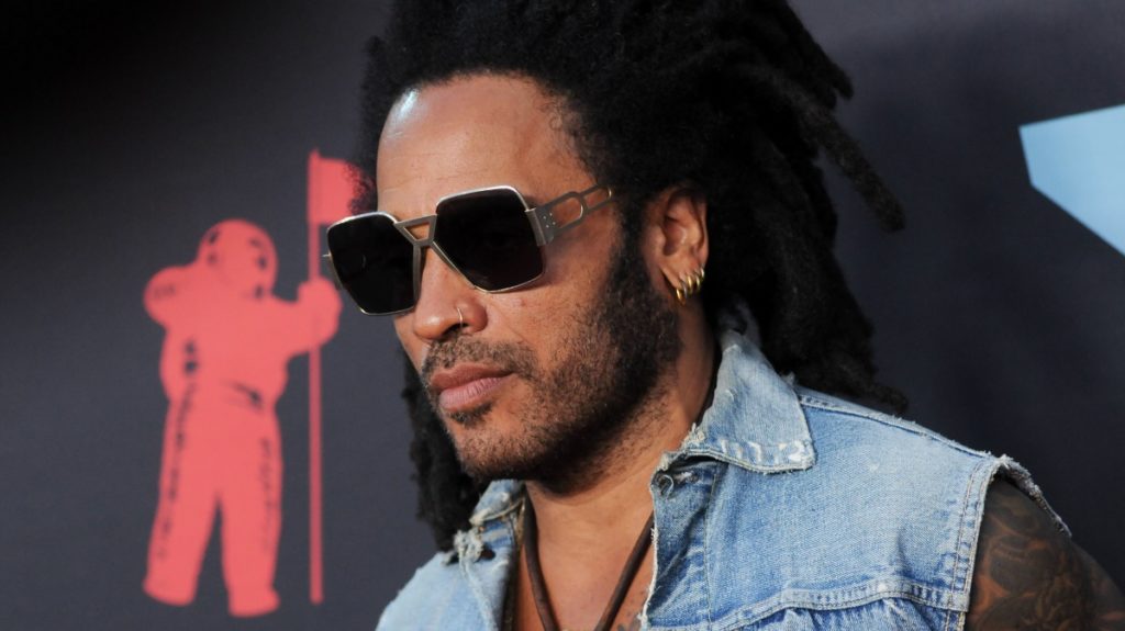 Lenny Kravitz: Στο πλευρό των πληγέντων στις Μπαχάμες