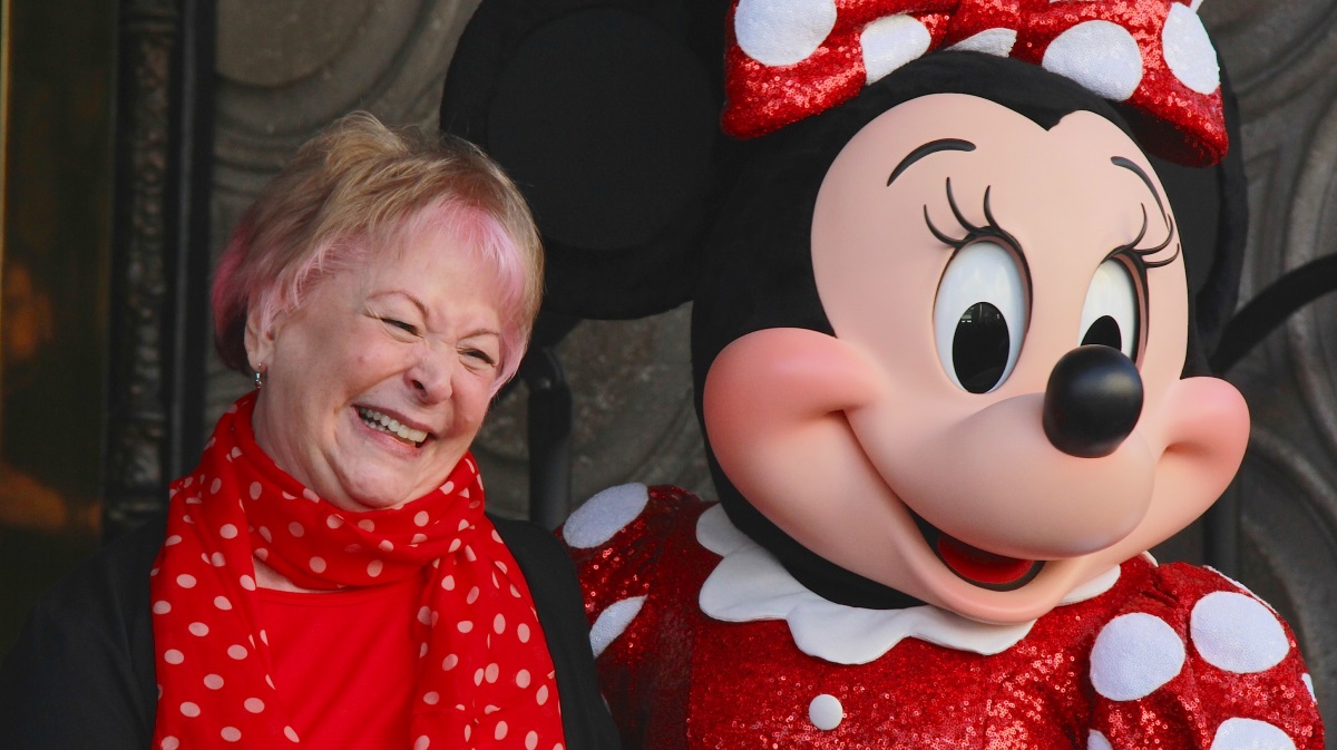 Russi Taylor: Έφυγε από τη ζωή η γυναίκα που είχε δανείσει τη φωνή της στη Minnie Mouse