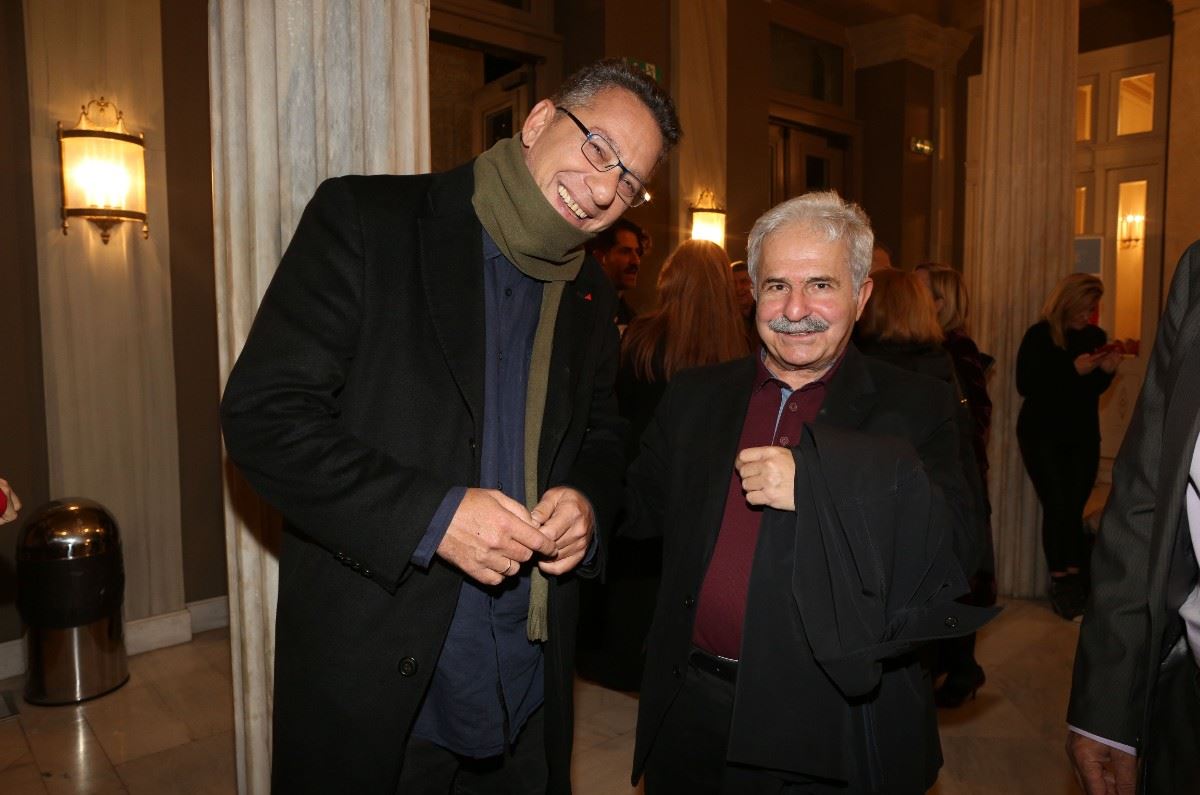 Ο δημοσιογράφος Κώστας Αρβανίτης με τον Μίμη Ανδρουλάκη
