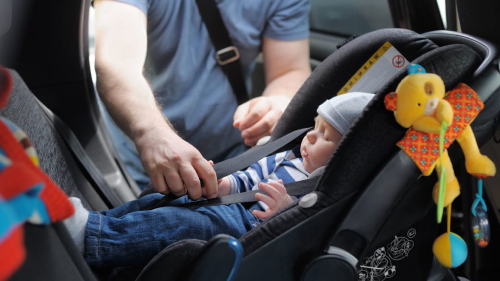 Ασφάλεια στο αυτοκίνητο: Τα σοβαρά λάθη που κάνουν οι γονείς