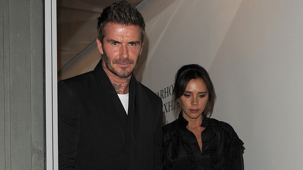 David και Victoria Beckham: Λαμπερή εμφάνιση στο πάρτι του Sotheby’s