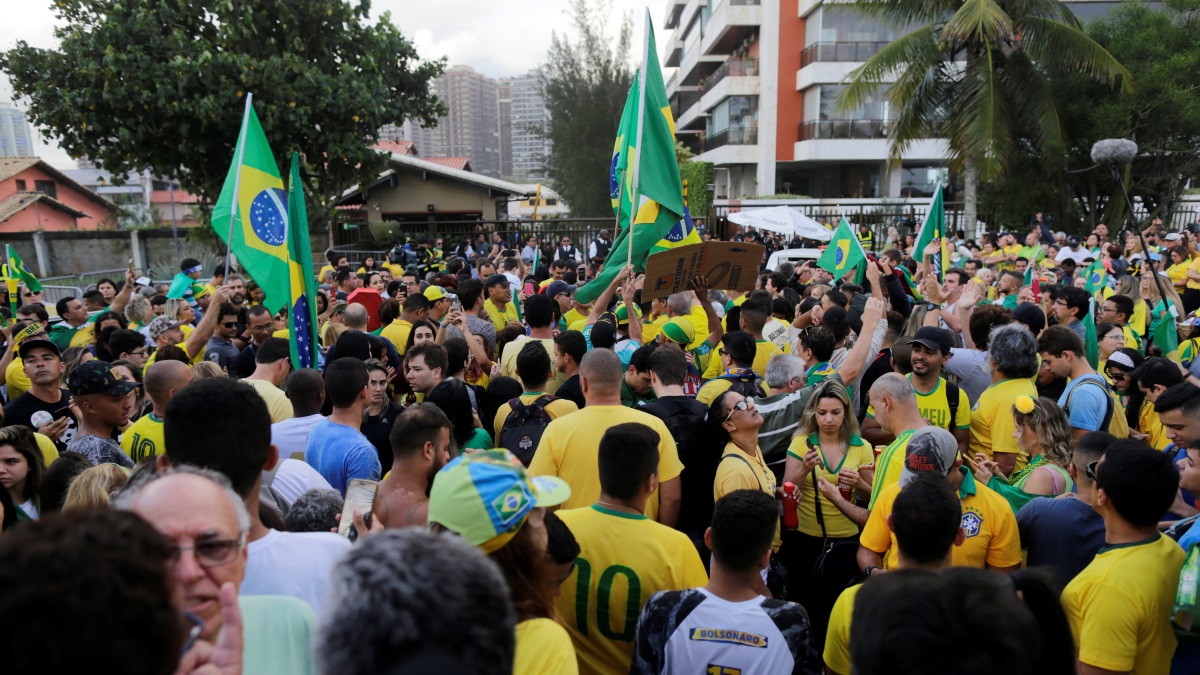 Βραζιλία: Ελεύθερους σκοπευτές στους δρόμους θέλει η νέα κυβέρνηση