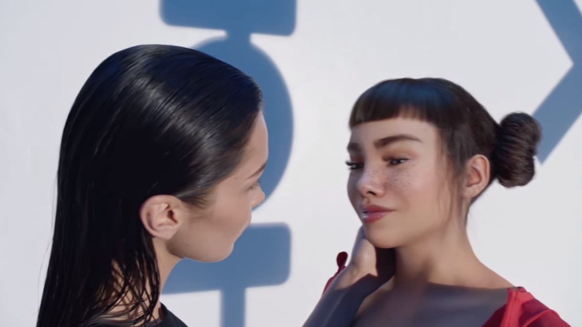 Calvin Klein: Ζήτησε συγγνώμη για τη διαφήμιση με την Bella Hadid και το φιλί με το ρομπότ