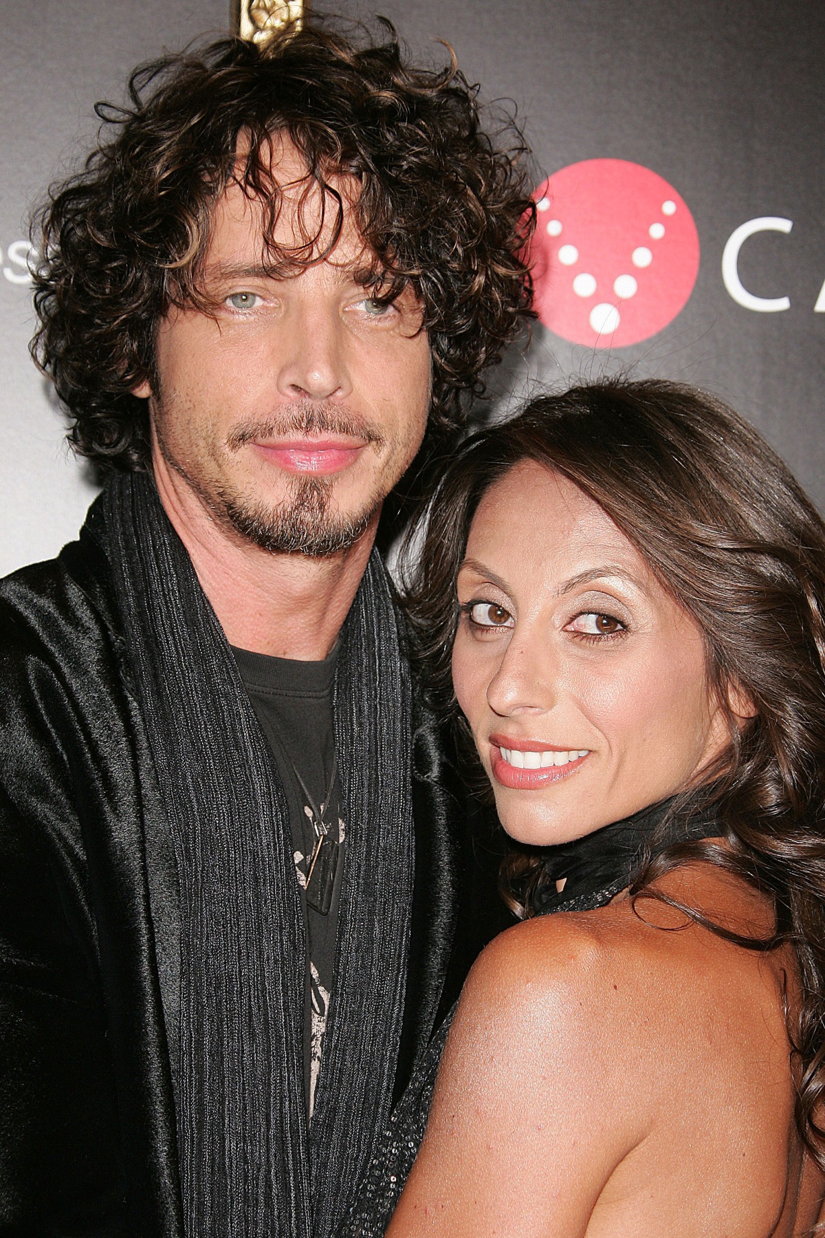 Η Ελληνίδα σύζυγος του Chris Cornell προχώρησε σε αγωγές για το θάνατό του - Photo: ZUMA Press)