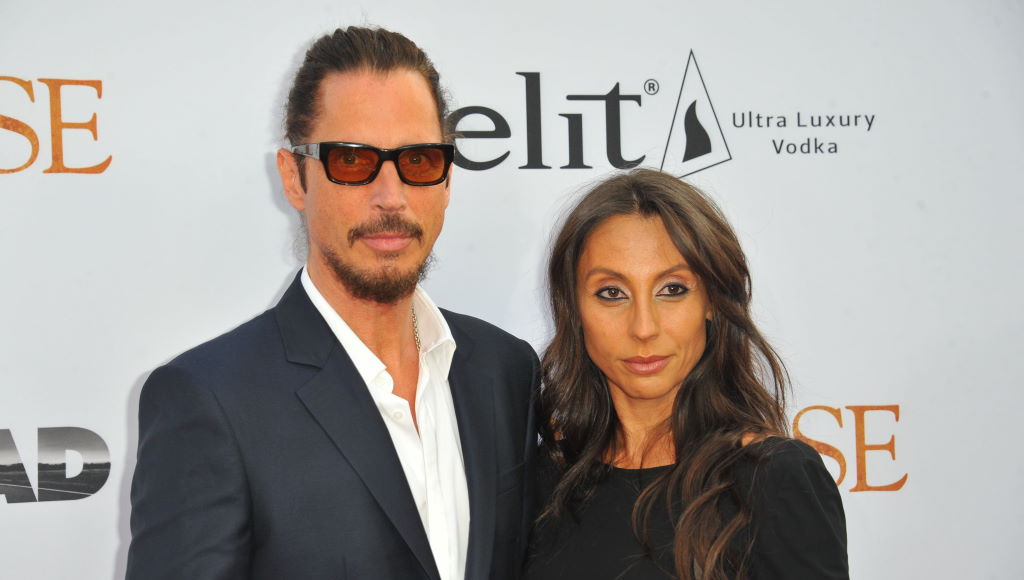 Στα δικαστήρια η Ελληνίδα χήρα του Chris Cornell με τους Soundgarden