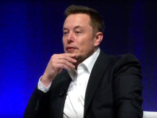 Elon Musk: Εντυπωσιάστηκε με την Ελένη Τσολάκη – Το σχόλιο που έκανε στο Twitter