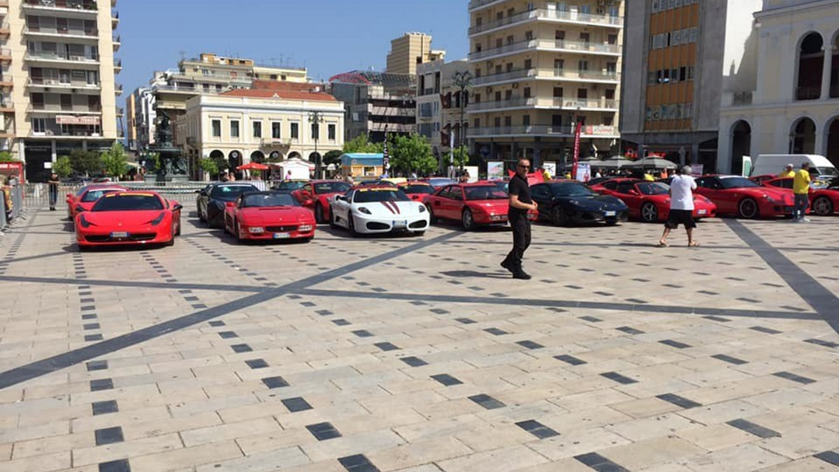 Πάτρα: Δεκάδες Ferrari στους δρόμους