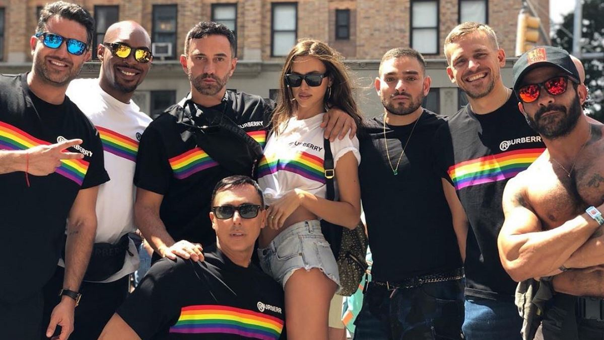 Irina Shayk: Στο Pride της Νέας Υόρκης