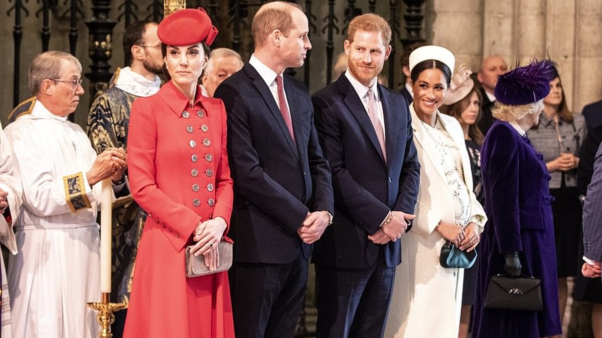 Δούκισσα του Cambridge και Δούκισσα του Sussex: Τέλος στην κόντρα τους με ένα φιλί