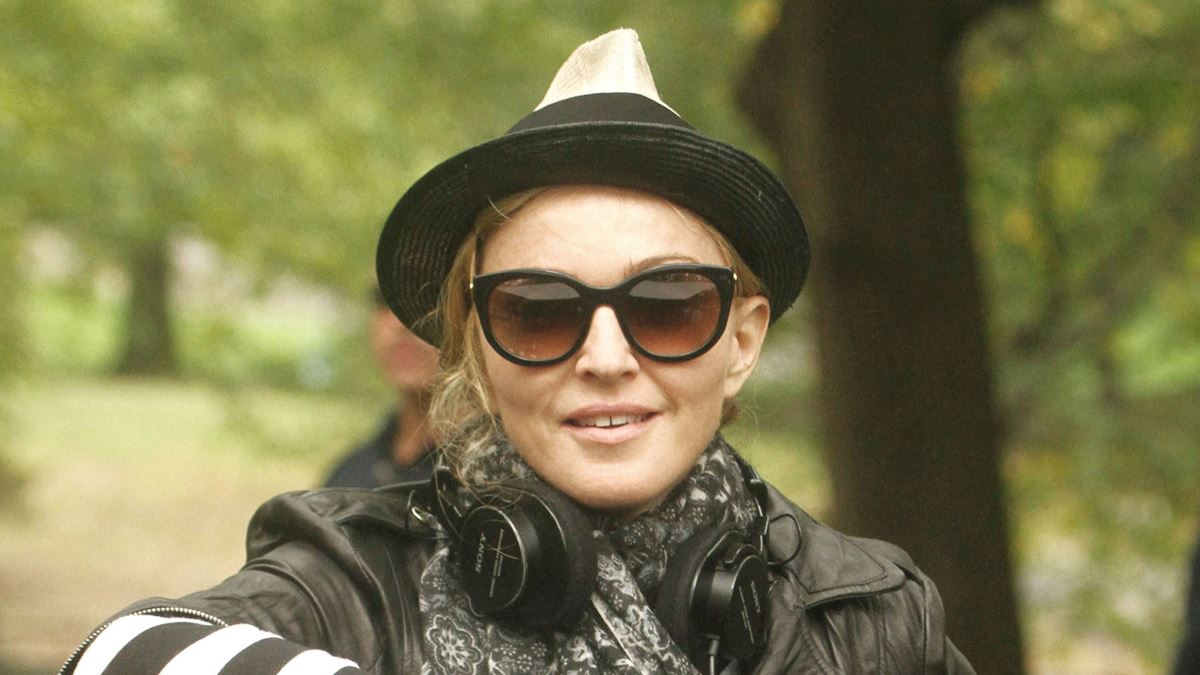 Madonna στο CNN: «Δεν θα σταματήσω ποτέ να μιλάω ενάντια στη βία των ανθρωπίνων δικαιωμάτων»