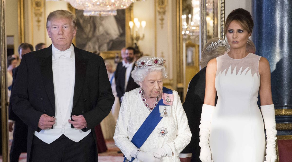 Ντόναλντ Τραμπ: Το μενού “σέρβιρε” η Βασίλισσα στον Πρόεδρο της Αμερικής και οι εμφανίσεις της Μελάνια