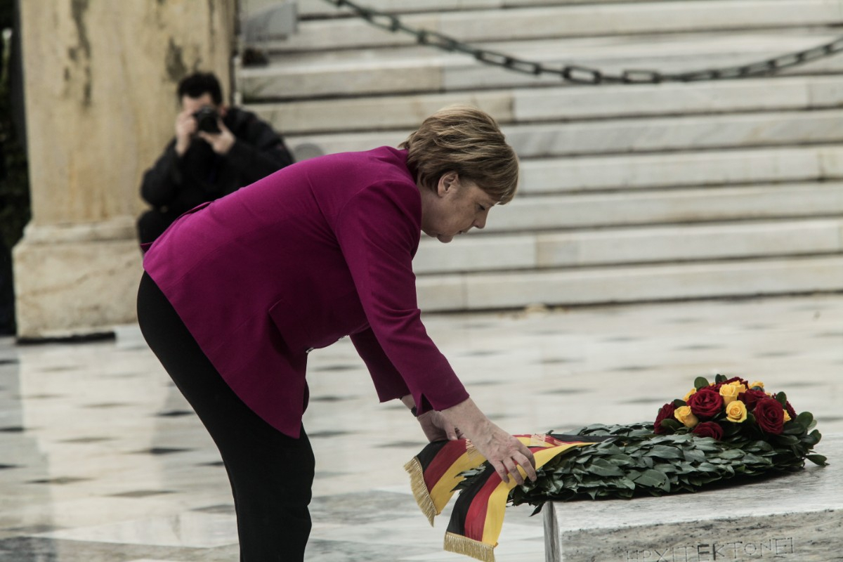 Κατάθεση στεφάνι στην μνήμη του Άγνωστου Στρατιώτη από την Άνγκελα Μέρκελ