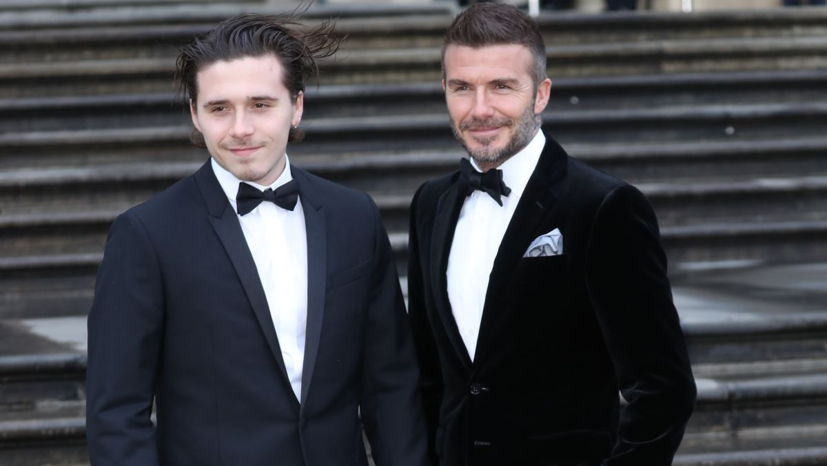 David και Brooklyn Beckham: “Βασιλική” πρεμιέρα για πατέρα και γιο