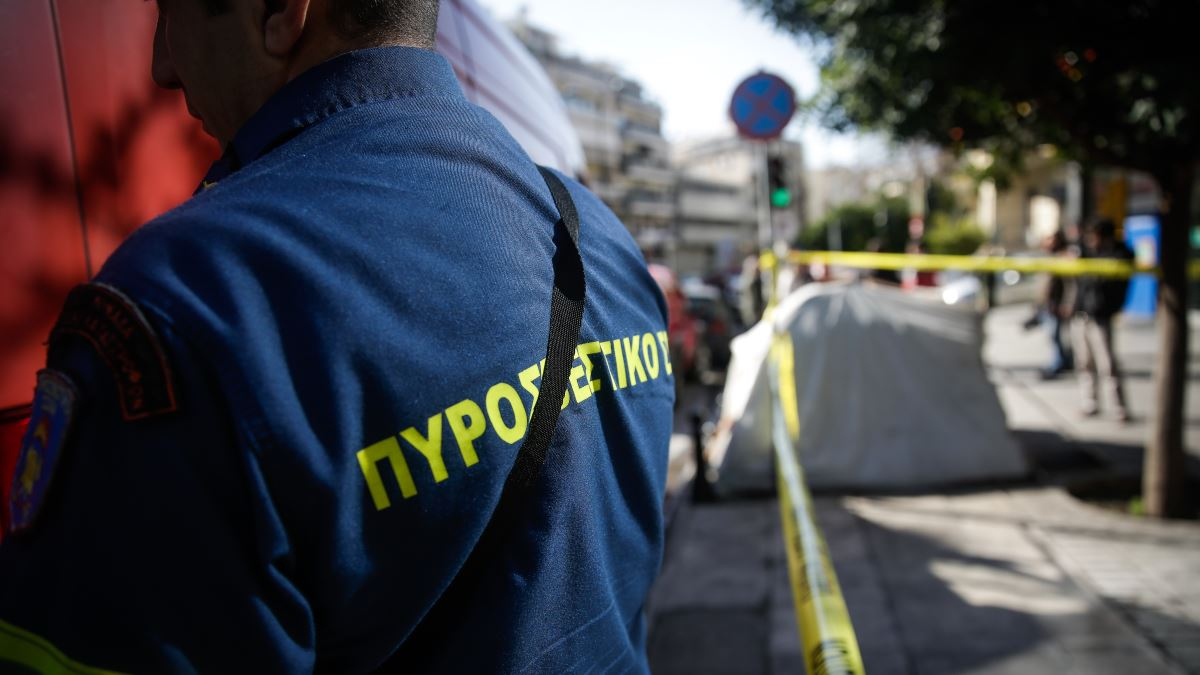 Τραγωδία στη Βάρκιζα: Νεκρό βρέφος σε πυρκαγιά