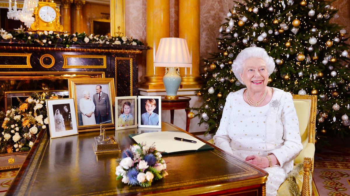 Βασίλισσα Ελισάβετ: Σε “παγωμένη” ατμόσφαιρα το γεύμα των Χριστουγέννων