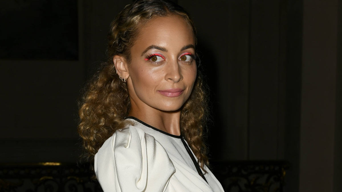 Nicole Richie: Ενθουσιασμένη για τις διακοπές της στη Μύκονο