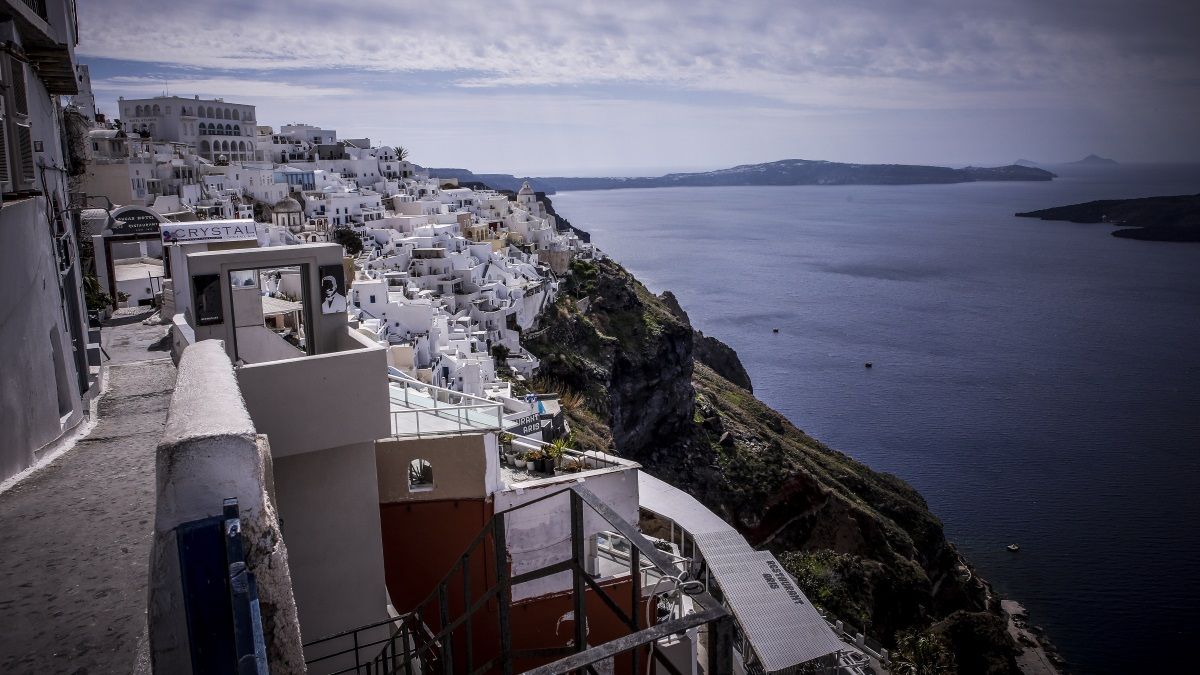 Πρώτο κρούσμα κορονοϊού στη Σαντορίνη