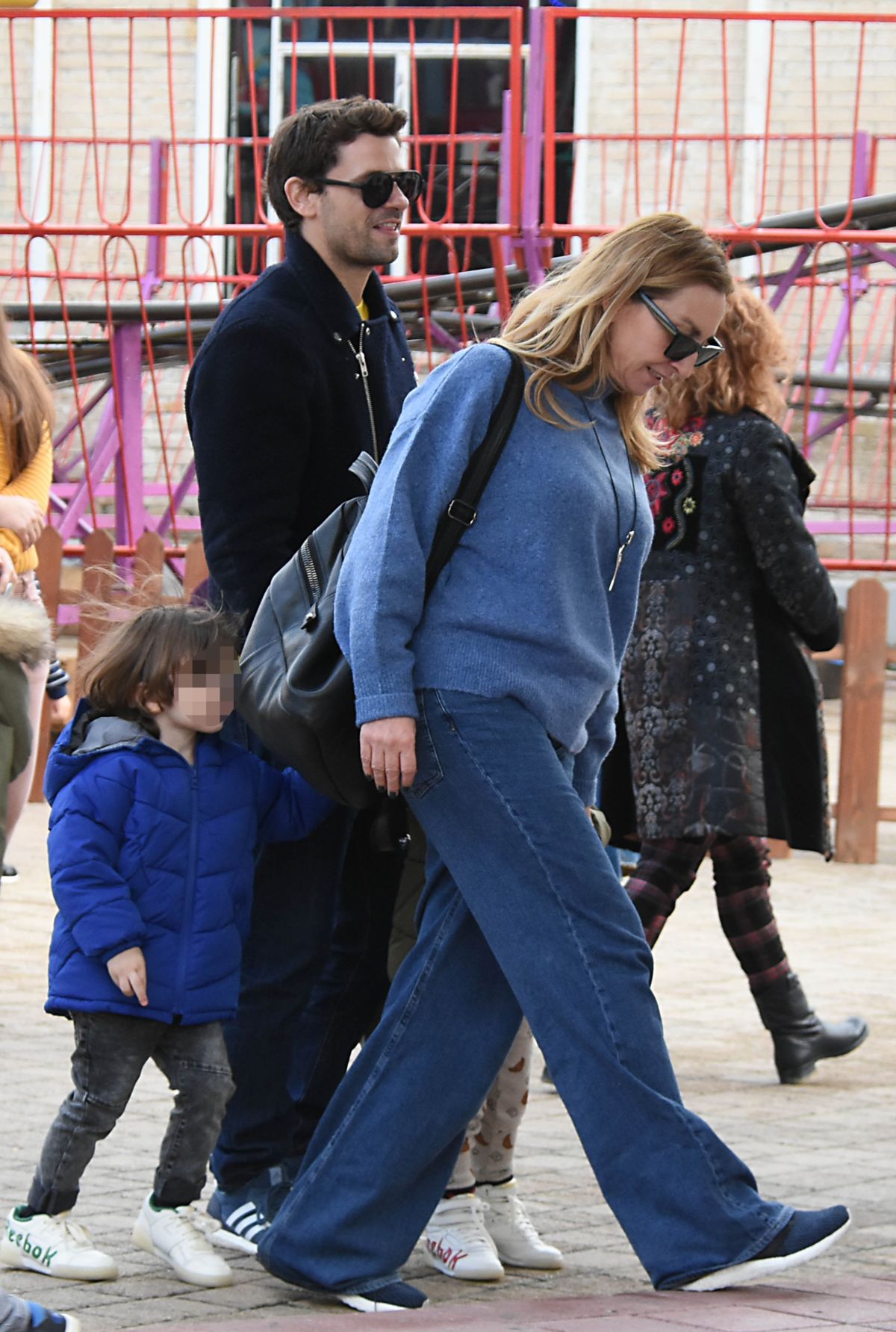 Αποστόλης Τότσικας και Ρούλα Ρέβη στην Τεχνόπολη με τα παιδιά τους