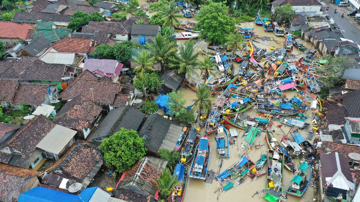 Ινδονησία: Στους 426 τελικά οι νεκροί από το τσουνάμι