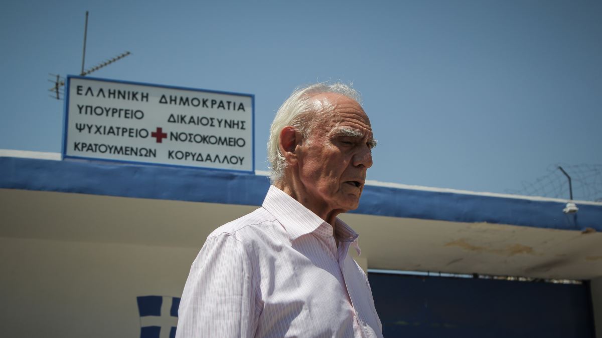 Άκης Τσοχατζόπουλος: Σε κρίσιμη κατάσταση στο Σισμανόγλειο