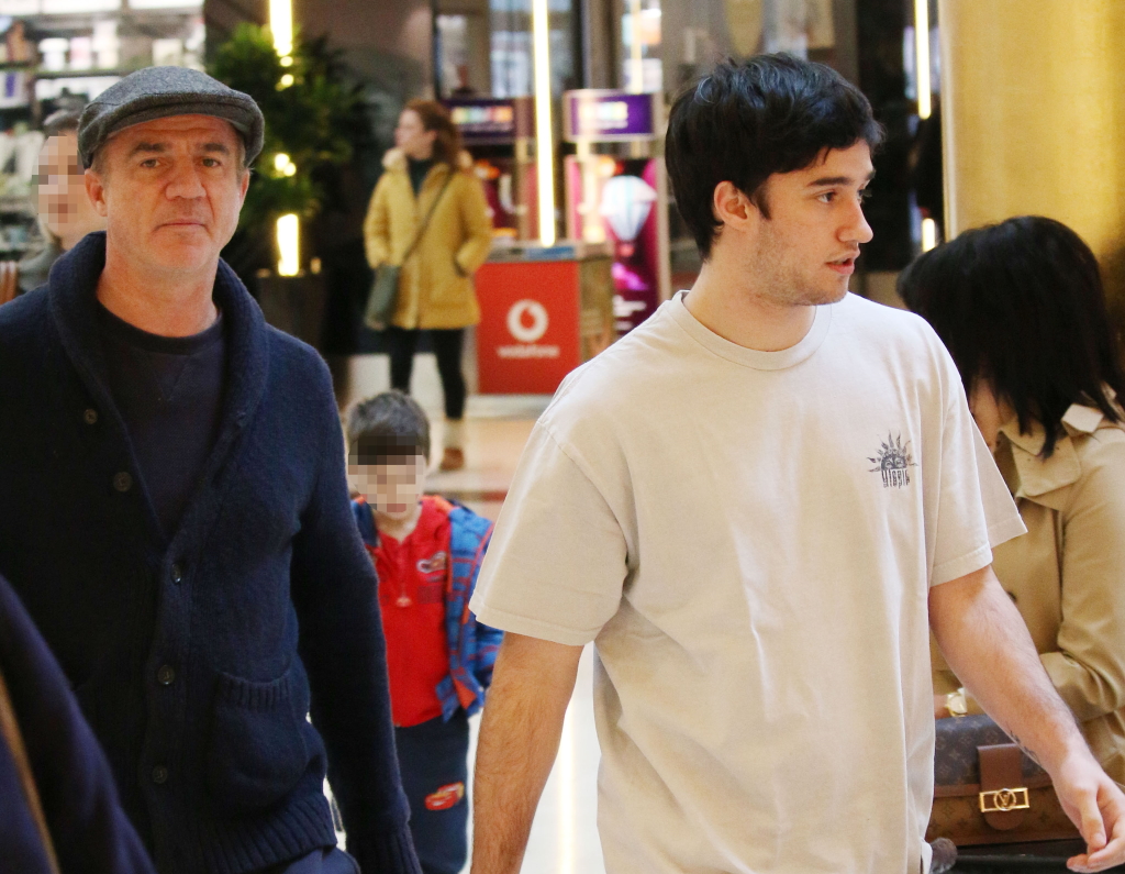 Δημήτρης Αργυρόπουλος: Απόλαυσε στιγμές shopping με τον γιο του