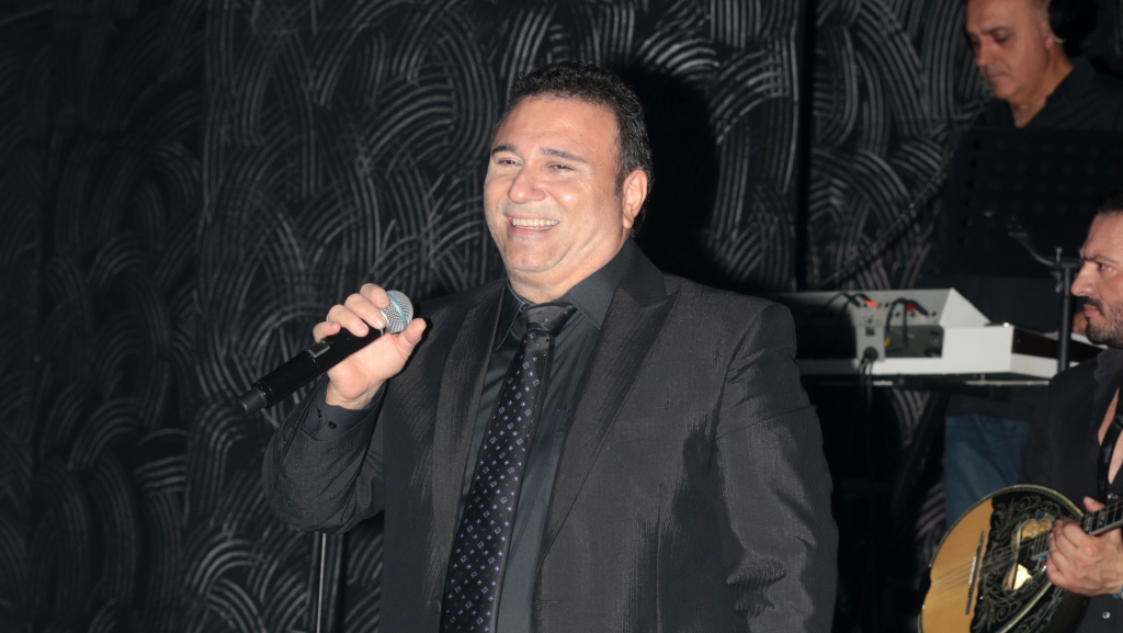 Αλέκος Ζαζόπουλος: «Παλιά έλεγαν “Καλός τραγουδιστής αλλά έχει πολλά κιλά”. Έχασα 45 κιλά με διατροφή και γυμναστική»