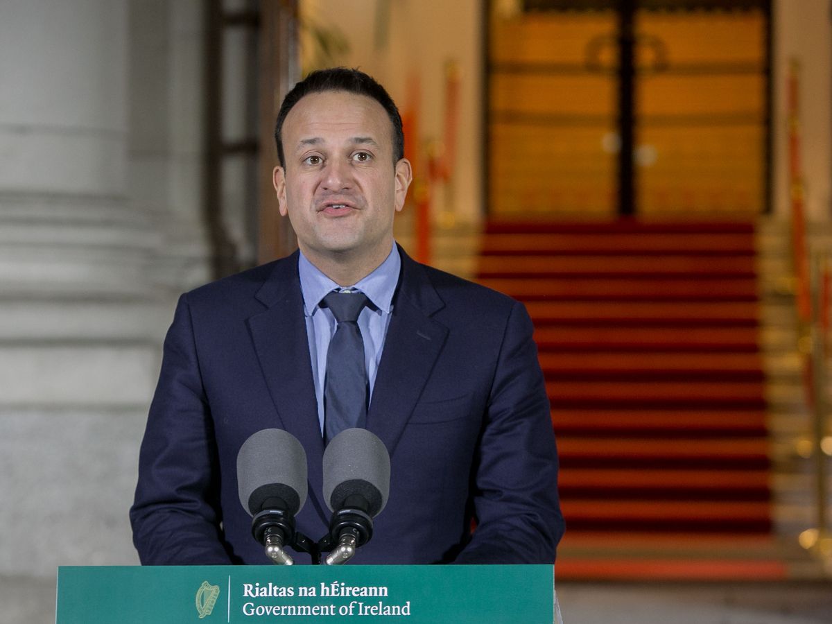 Ιρλανδία: Ο υπηρεσιακός πρωθυπουργός δίνει το παράδειγμα – Θα εργάζεται στο ΕΣΥ μία φορά την εβδομάδα