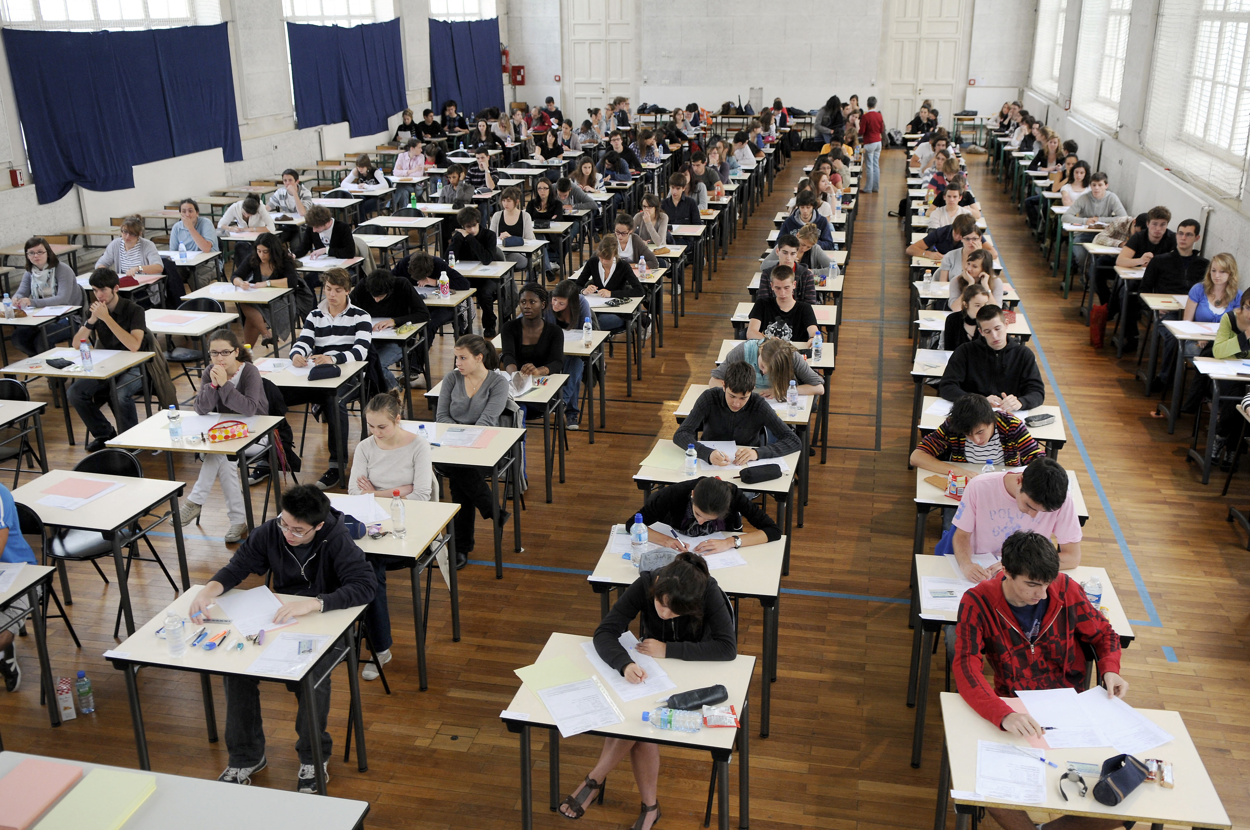 Baccalaureat: Ακυρώνονται οι διεθνώς γνωστές εξετάσεις για πρώτη φορά στην ιστορία τους από το 1808