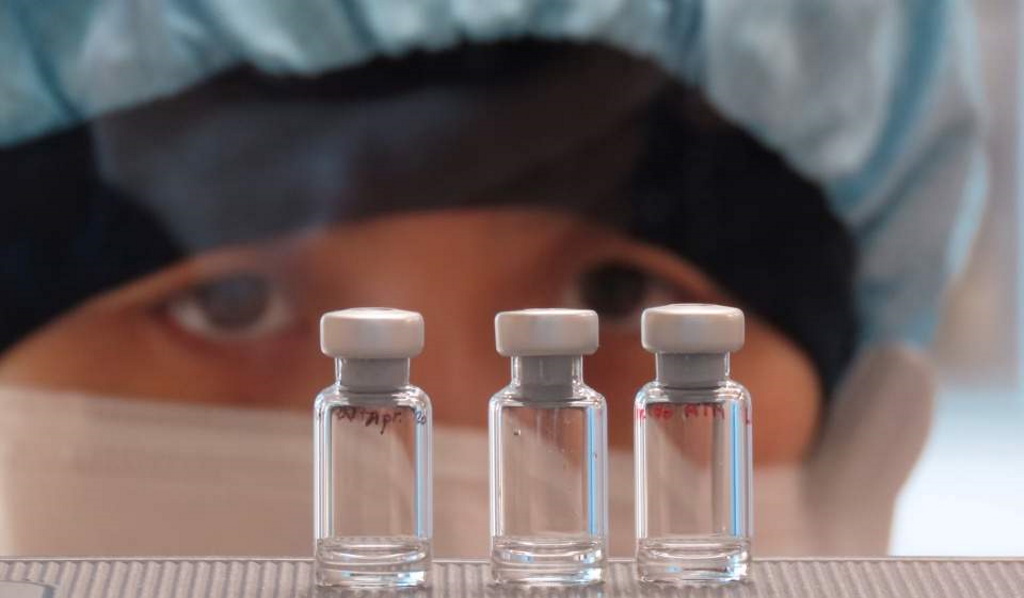 Βρετανία:  Ξεκινούν αυτήν την εβδομάδα δοκιμές εμβολίου για τον κορονοϊό σε ανθρώπους