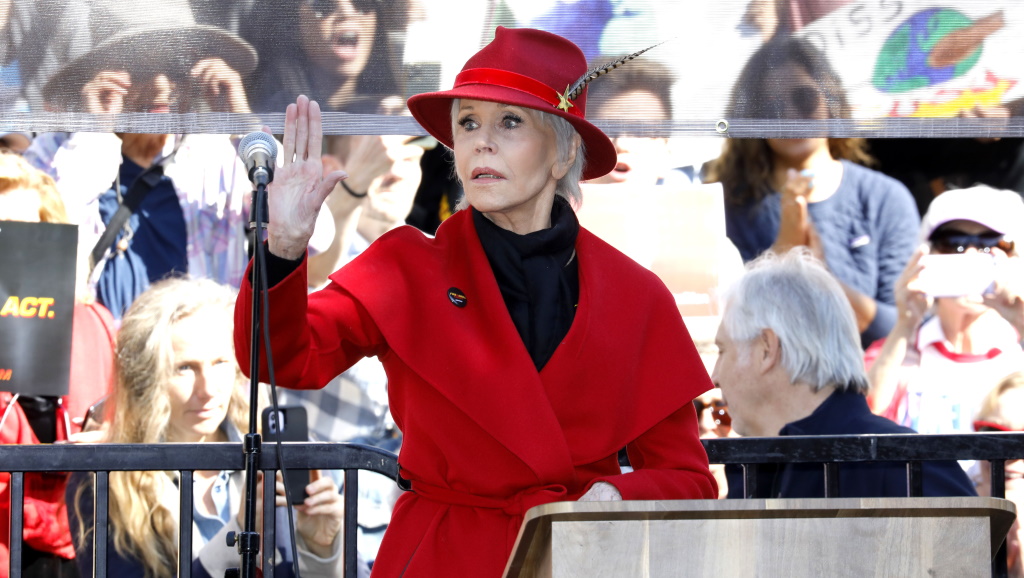 Jane Fonda: Γιατί καταγγέλλει την αστυνομία;
