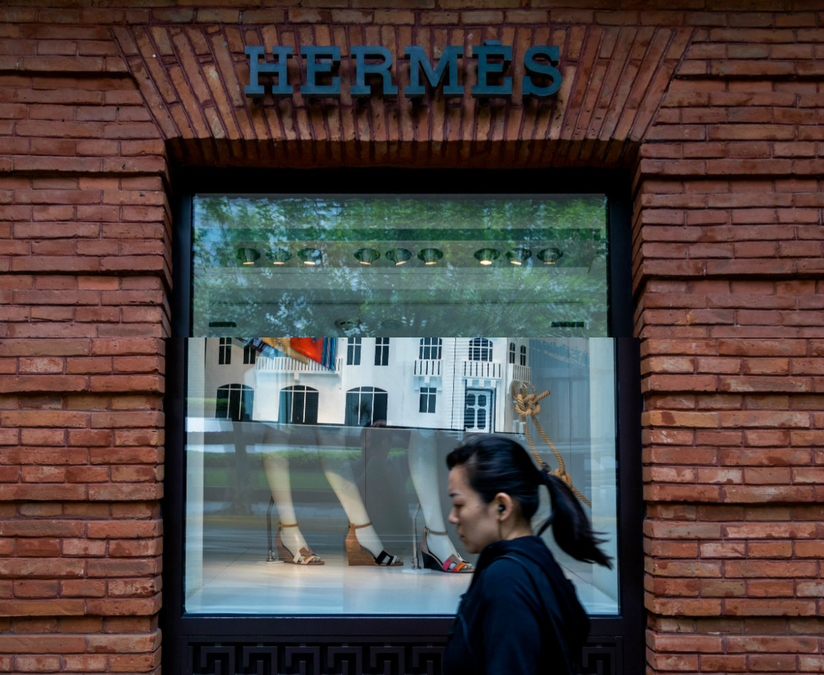 Κίνα: Ρεκόρ τζίρου έκανε πολυτελές κατάστημα μόλις άνοιξε για πρώτη φορά ξανά μετά την καραντίνα