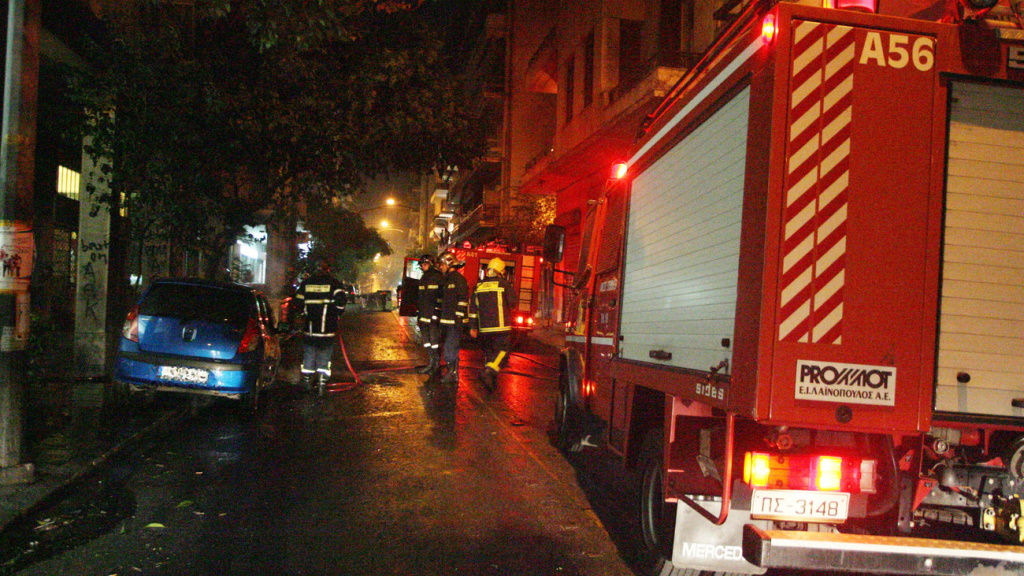 Θεσσαλονίκη: Φωτιά σε ημιυπόγειο διαμέρισμα – Νεκρός ηλικιωμένος