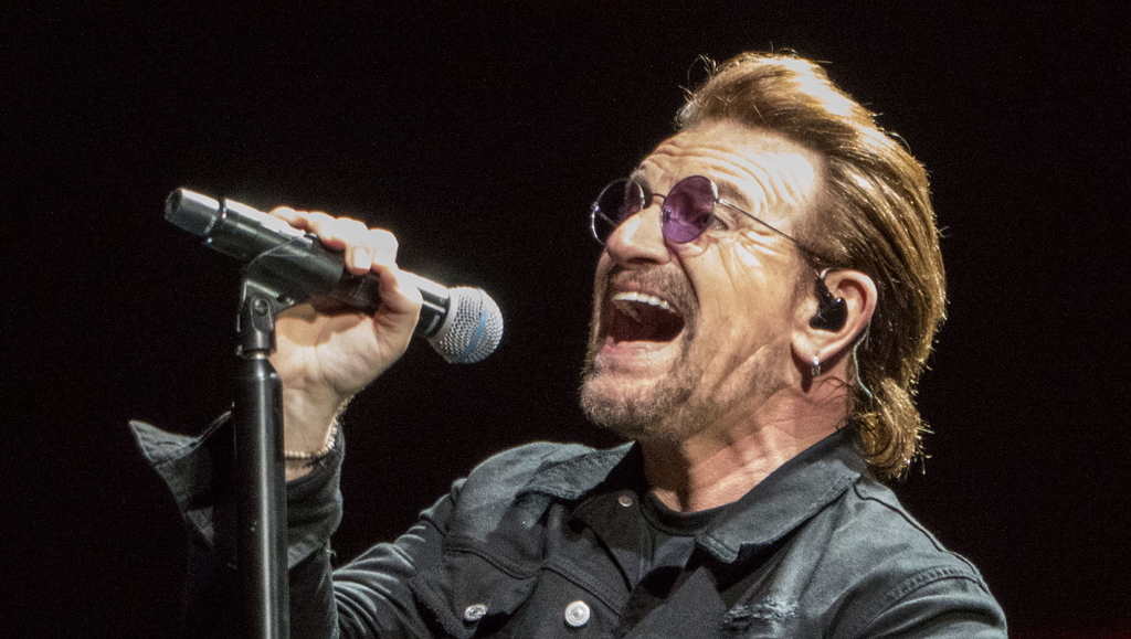 Bono: Αυτά είναι τα τραγούδια που του έσωσαν τη ζωή