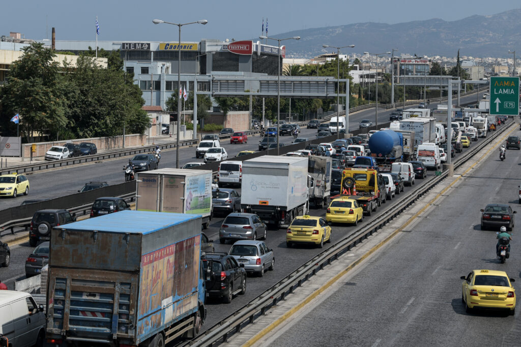 Σοκ από τα στοιχεία της Τροχαίας: 199 φορτηγά με «πειραγμένους» ταχογράφους κυκλοφορούσαν στους δρόμους