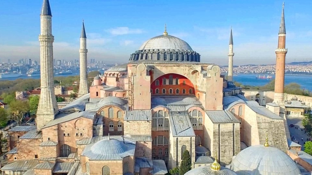 UNESCO: Ζητά διάλογο από την Τουρκία προτού προχωρήσει σε μετατροπές της Αγίας Σοφίας