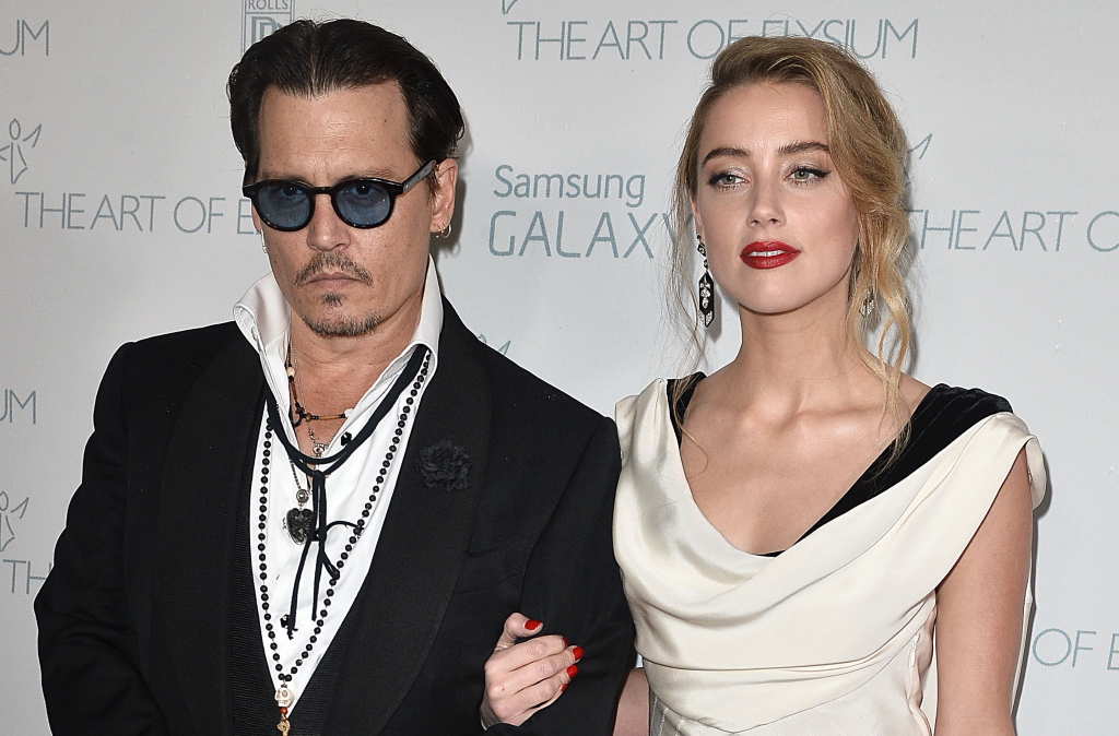 O Johnny Depp και η Amber Heard συναντήθηκαν στα δικαστήρια
