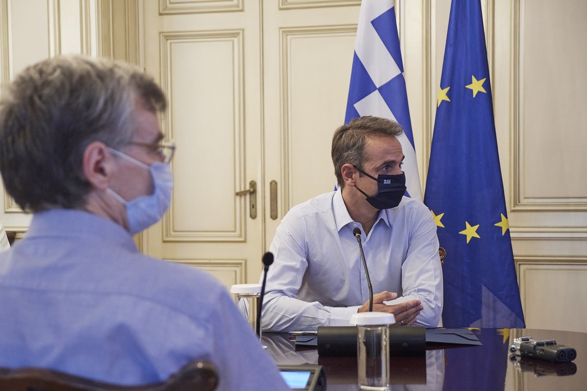 Κορονοϊός: Νέα μέτρα προανήγγειλε το Μαξίμου μετά τη σύσκεψη του πρωθυπουργού με τους αρμόδιους