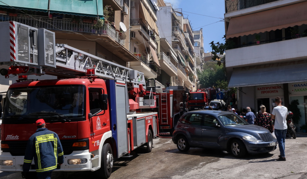 Τραγωδία στην Κυψέλη: Απανθρακώθηκαν δύο ηλικιωμένοι σε διαμέρισμα (pics)