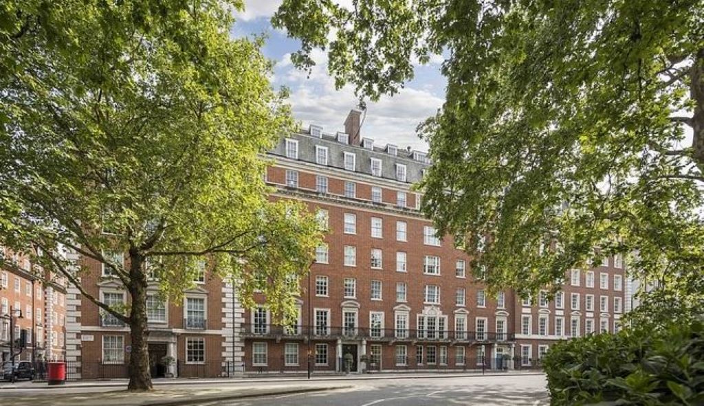 Σε Σαουδάραβα πωλήθηκε το διαμέρισμα του Ωνάση στο Λονδίνο