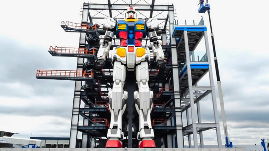 Και να που τα Transformers είναι ανάμεσά μας: Ιάπωνες κατασκεύασαν ρομπότ ύψους 18 μέτρων!