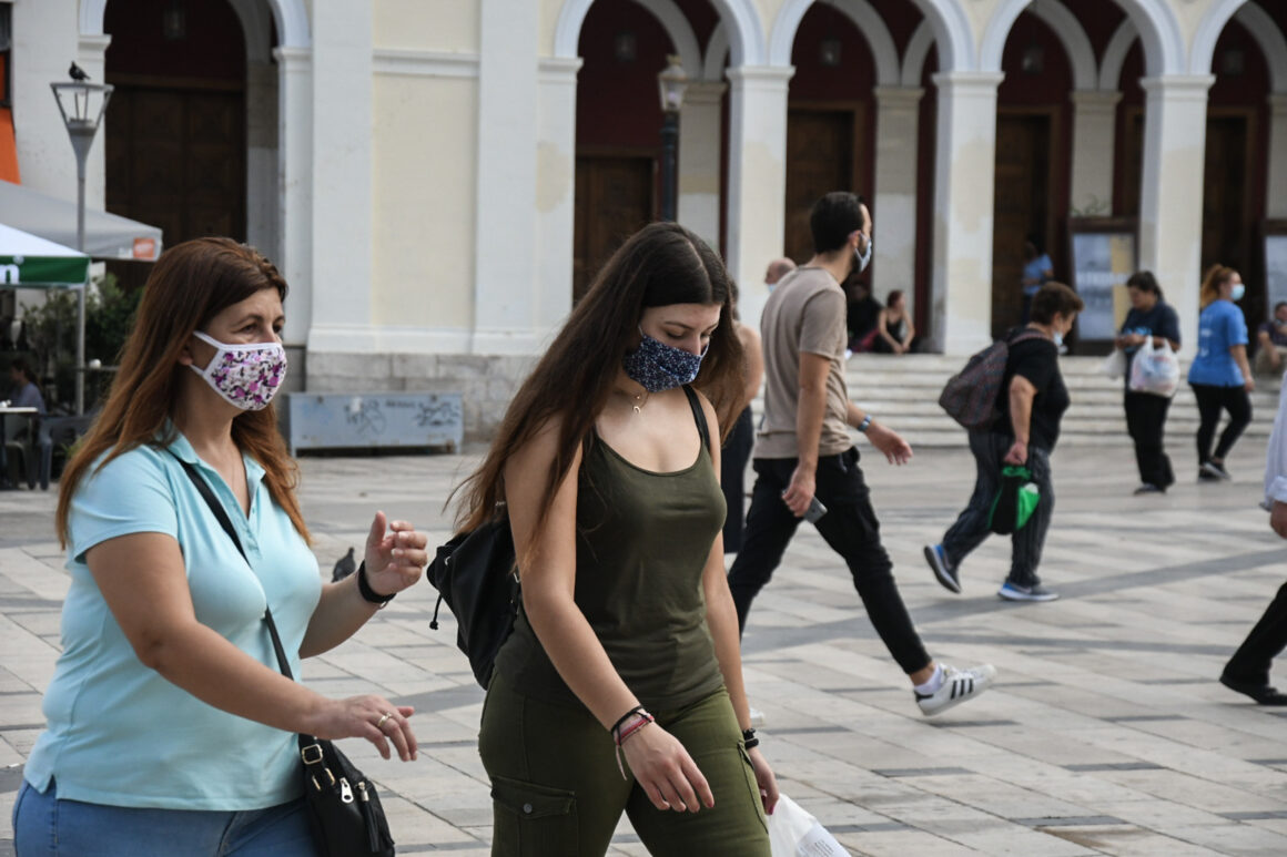 Νίκος Χαρδαλιάς: Υποχρεωτική η μάσκα όπου υπάρχει συγχρωτισμός