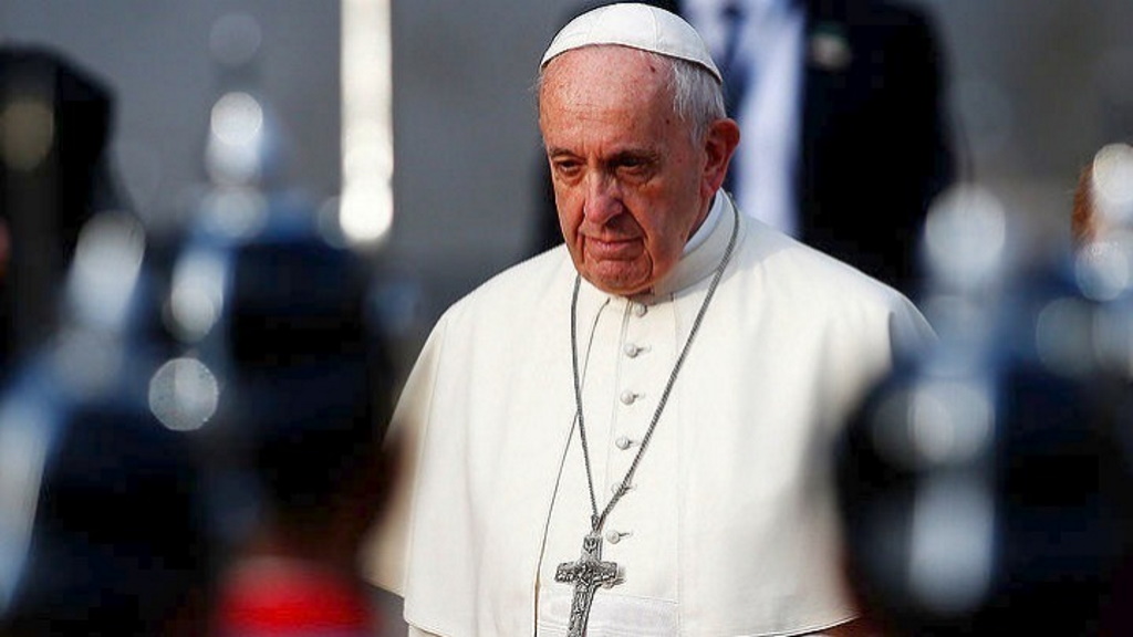 Πάπας Φραγκίσκος: Έκανε την πρώτη δόση του εμβολίου για τον κορονοϊό