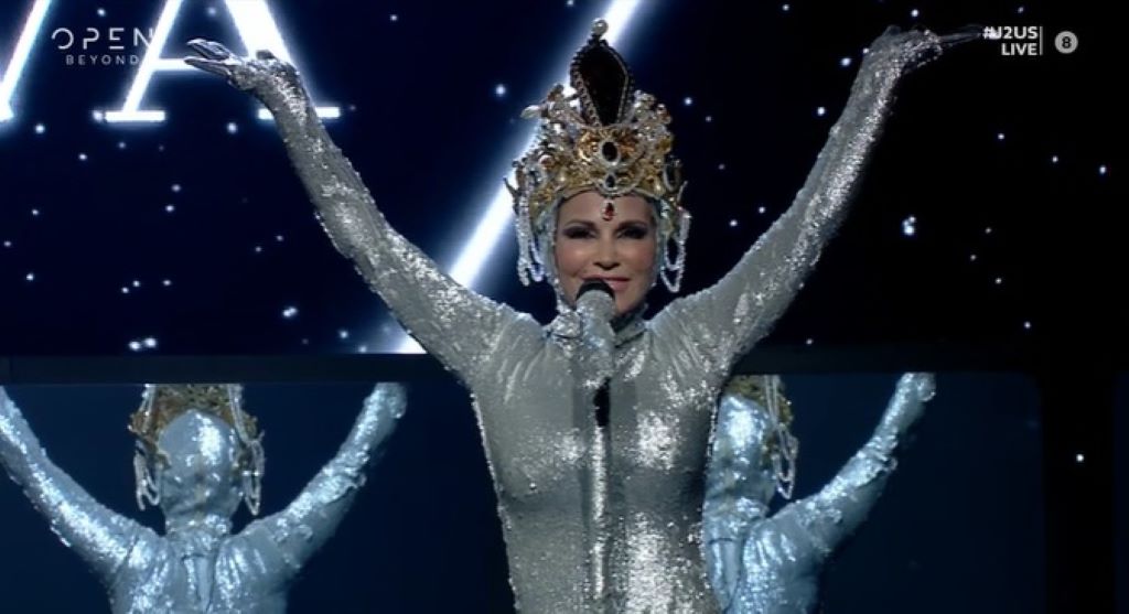 J2US: Η Καλογρίδη σε ρόλο Dana International και η εμφάνιση που παραπέμπει στον μεγάλο τελικό