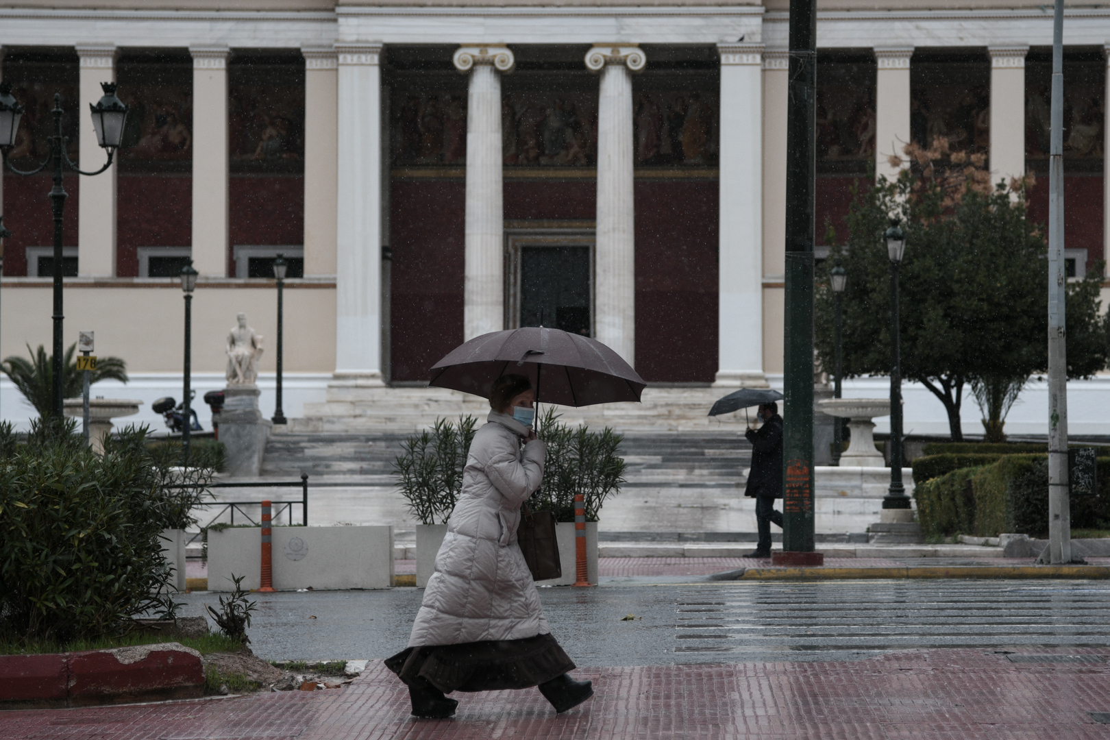 Αλλάζει το σκηνικό του καιρού: Βροχές, καταιγίδες και πτώση της θερμοκρασίας