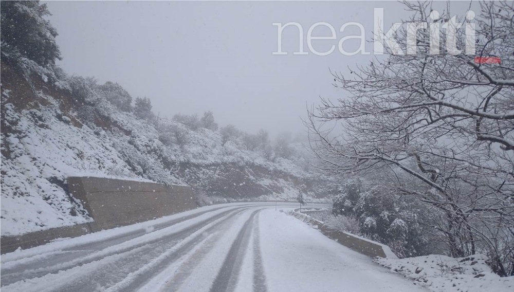 Ηράκλειο: Η «Μήδεια» έντυσε στα λευκά και την Κρήτη